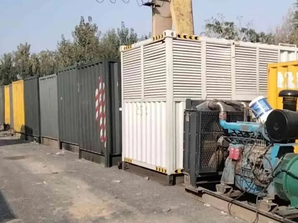 沂水200KW柴油发电机机组每小时油耗是多少？